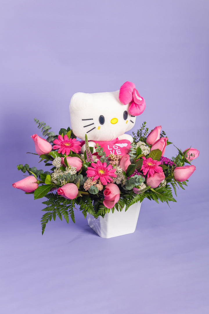Box de rosas rosadas con peluche de hello kitty