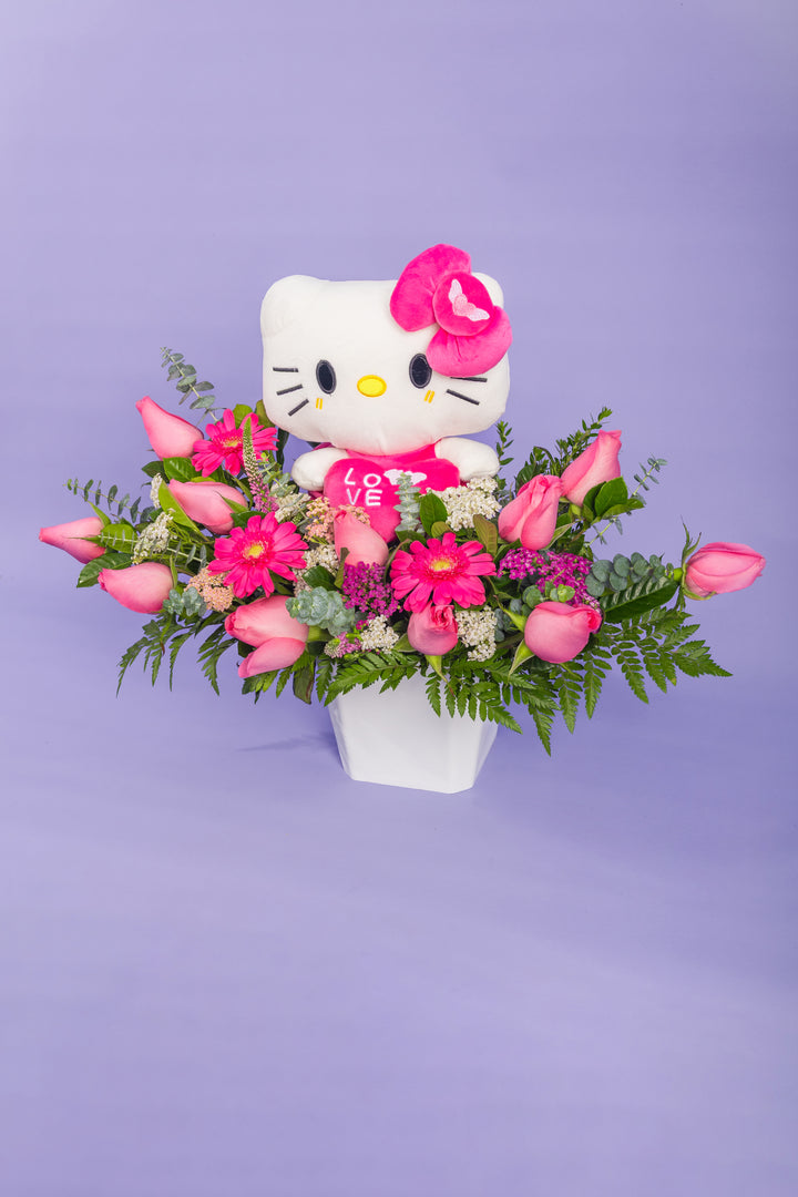 Box de rosas rosadas con peluche de hello kitty
