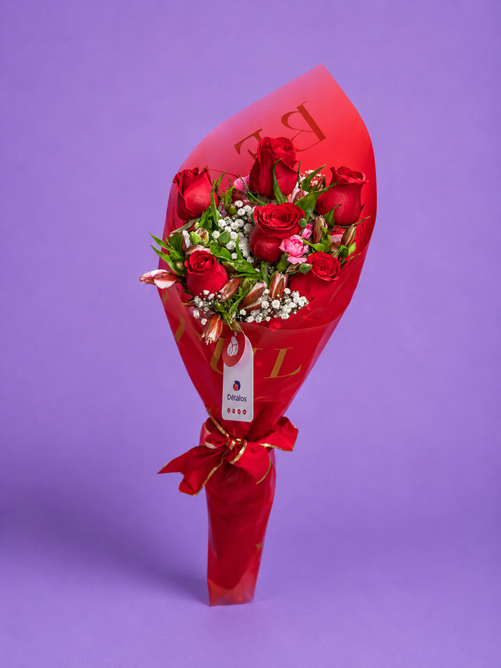 RAMO DE 6 ROSAS ROJAS