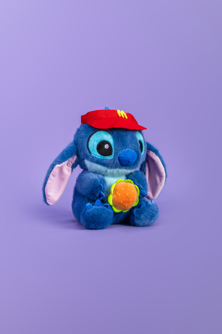 Stitch con hamburguesa