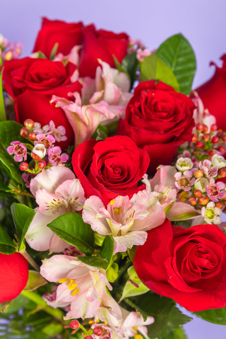 Jarron rosado con rosas