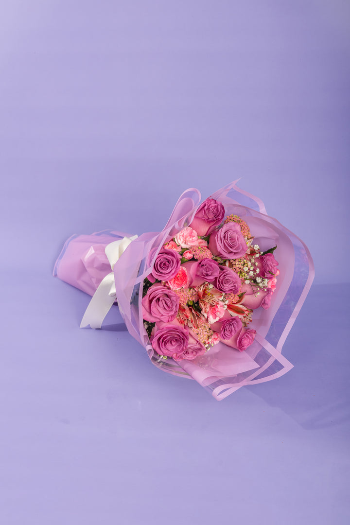 Ramo de 12 rosas lila