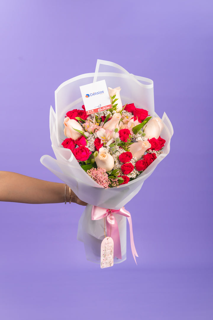Ramo de rosas con mini rosas