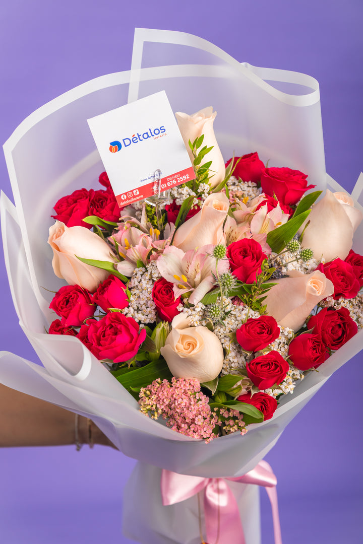 Ramo de rosas con mini rosas
